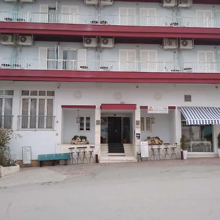 Ermionida 汽车旅馆